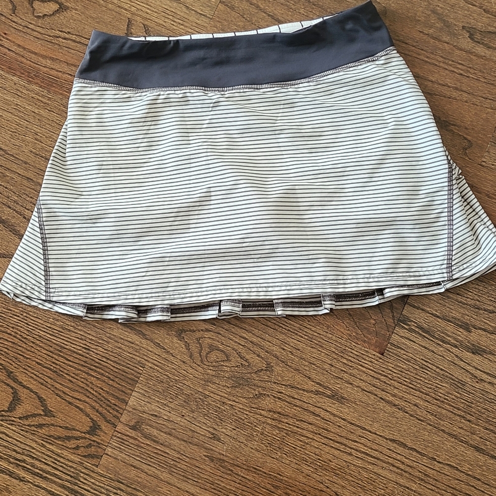 Lululemon Striped Pace Setter Skort - 6 Tall